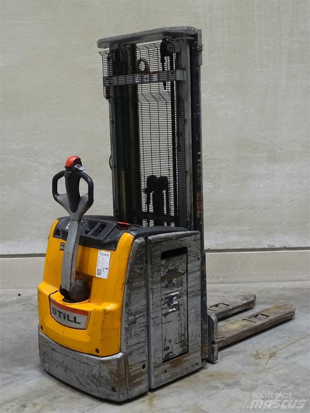 Still EXV16 Empilhador para operador externo