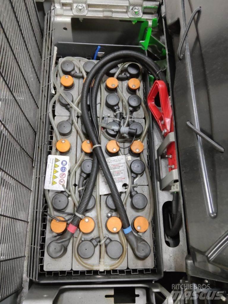 Still EXV20 Empilhador para operador externo
