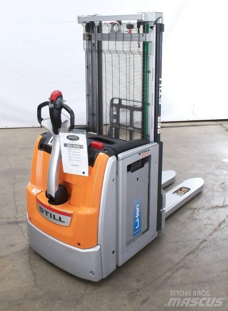 Still EXV20/LIION Empilhador para operador externo