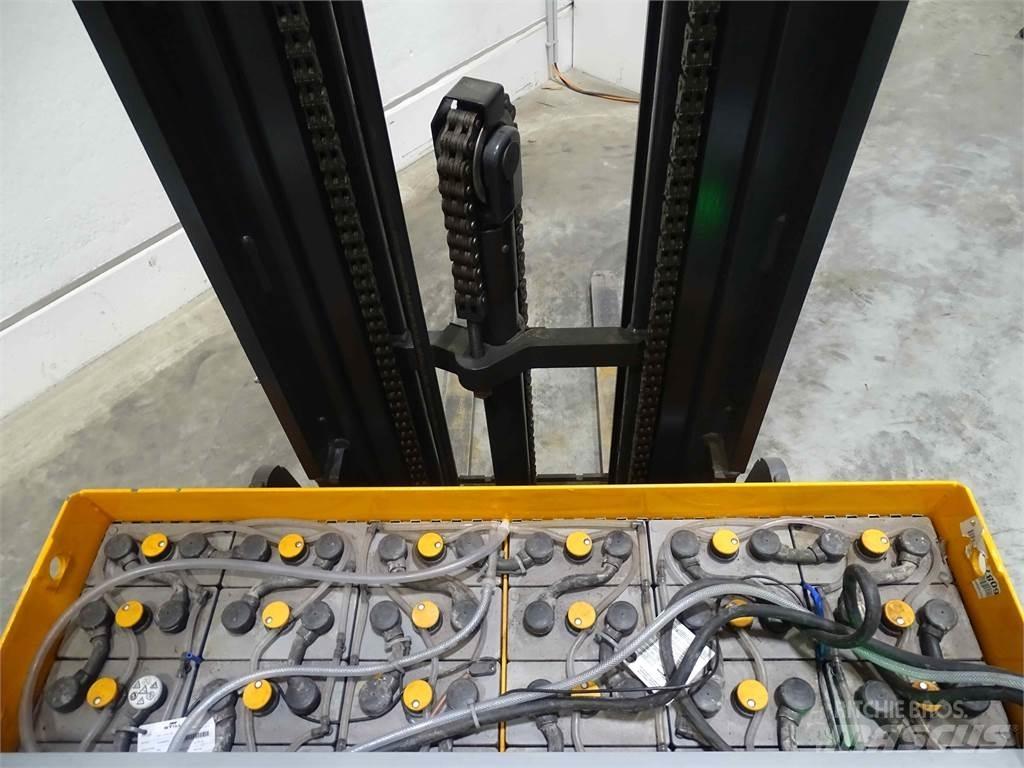 Still FM-X17 Empilhadores Elevadores