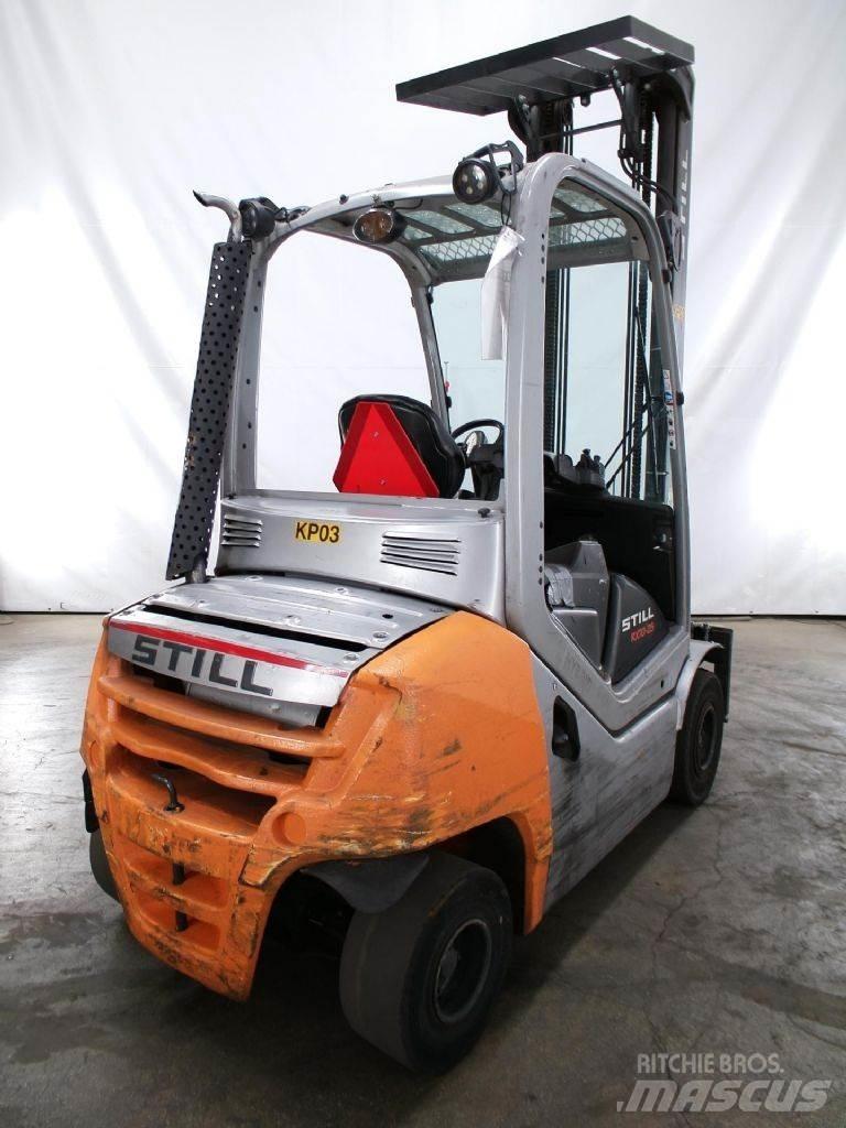 Still RX70-25 Empilhadores Diesel