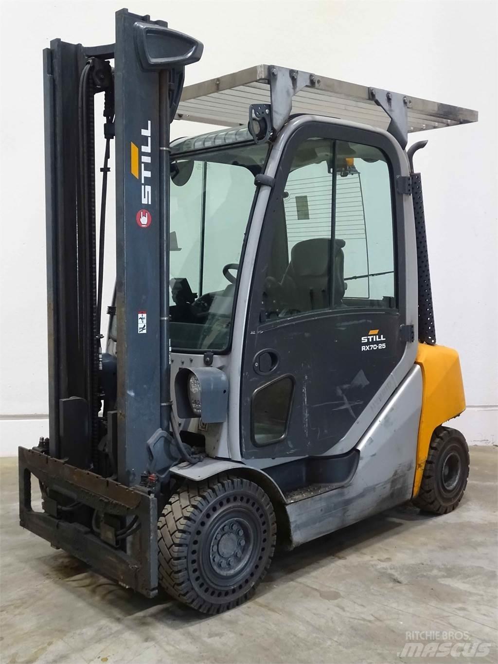 Still RX70-25 Empilhadores Diesel
