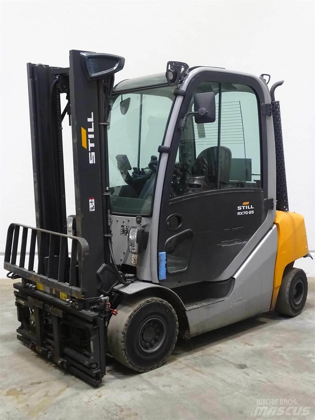 Still RX70-25 Empilhadores Diesel
