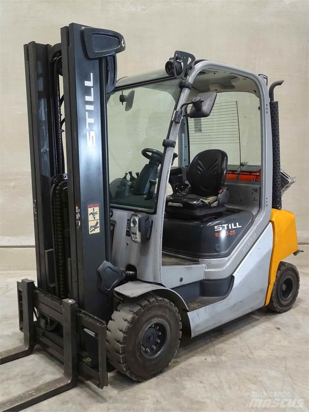 Still RX70-25T Empilhadores a gás