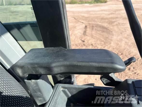 CAT 320 Escavadoras de rastos