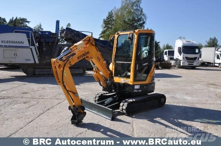 Hyundai R25Z-9AK Mini Escavadoras <7t