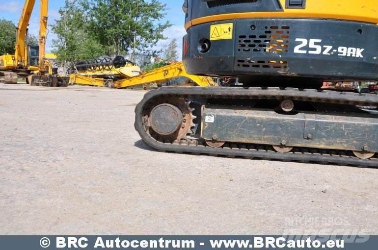 Hyundai R25Z-9AK Mini Escavadoras <7t
