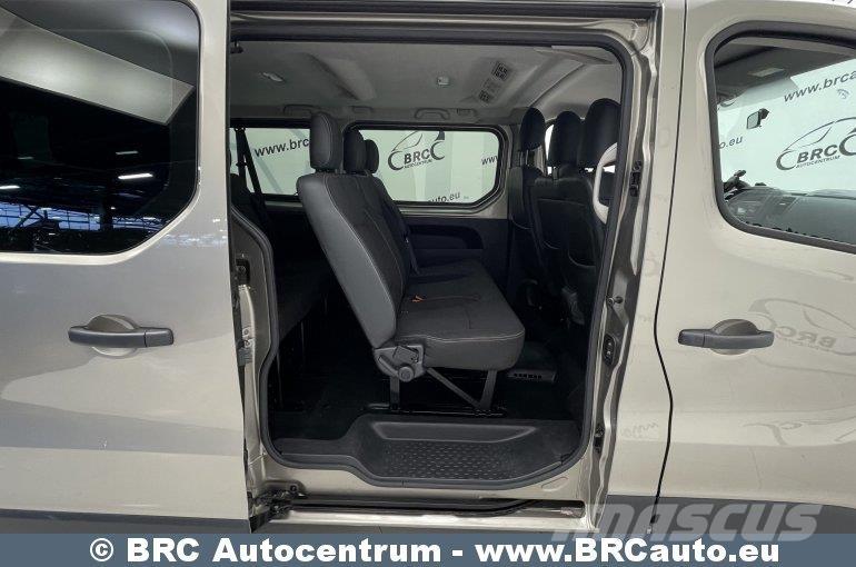 Renault Trafic Mini bus