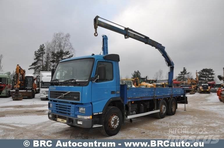 Volvo FM7 Camiões grua