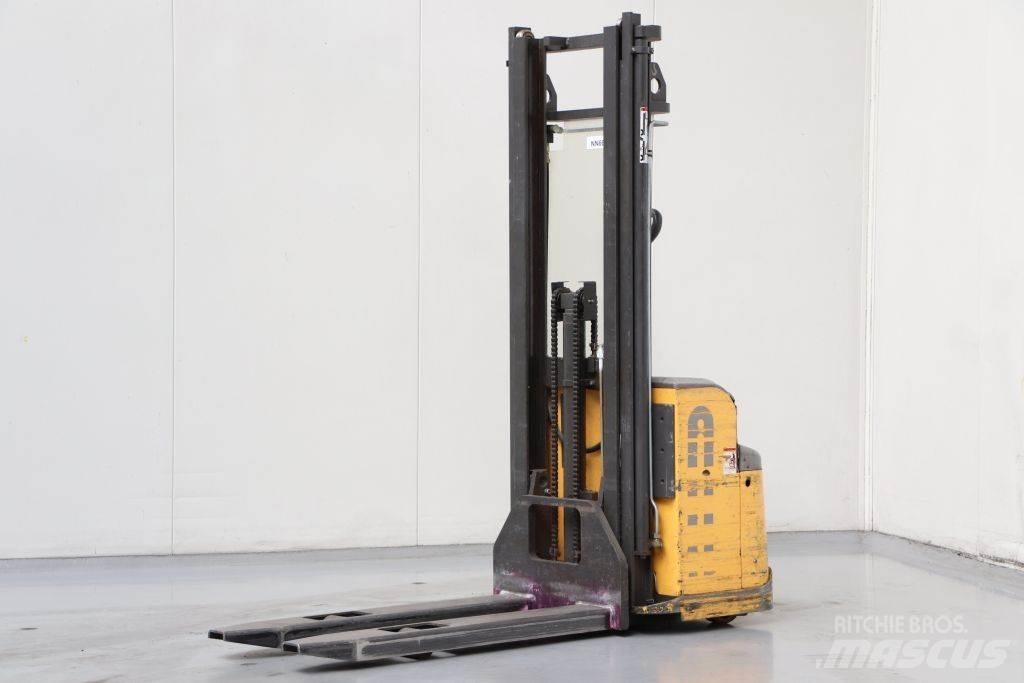 Atlet PS125TFV299 Empilhador para operador externo