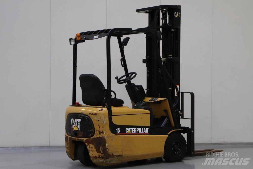 CAT EP15KRT Empilhadores eléctricos