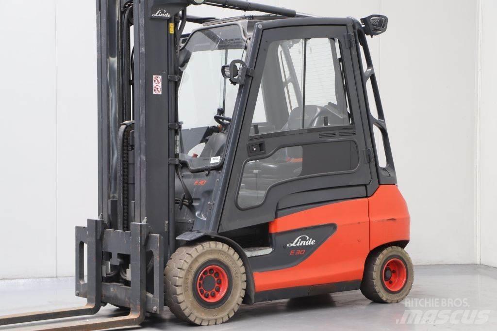 Linde E30-01 Empilhadores eléctricos