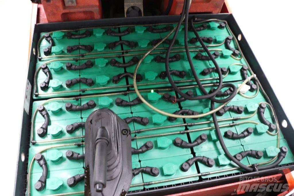 Linde E30S-03/600 Empilhadores eléctricos
