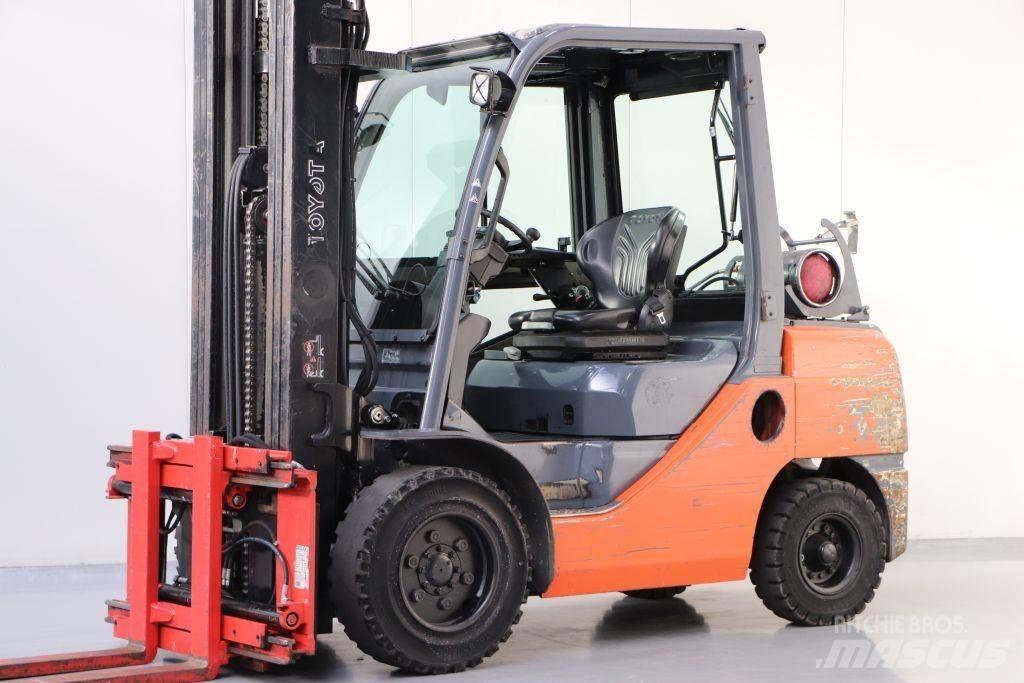 Toyota 02-8FGJF35 Empilhadores a gás