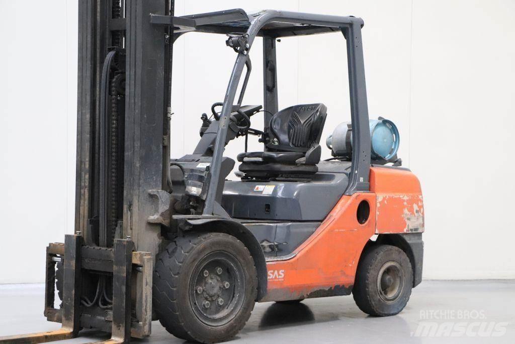 Toyota 02-8FGJF35 Empilhadores a gás