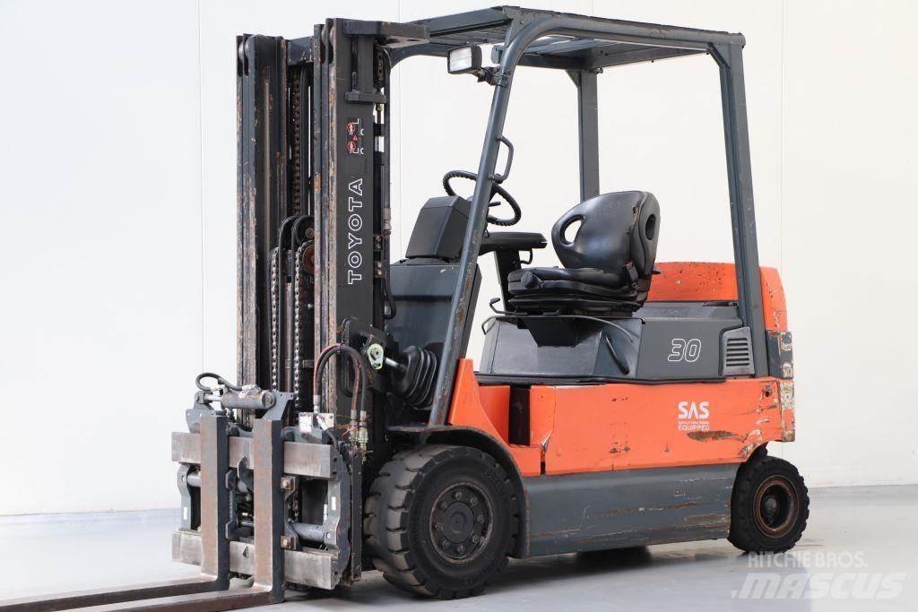 Toyota 7FBMF30 Empilhadores eléctricos
