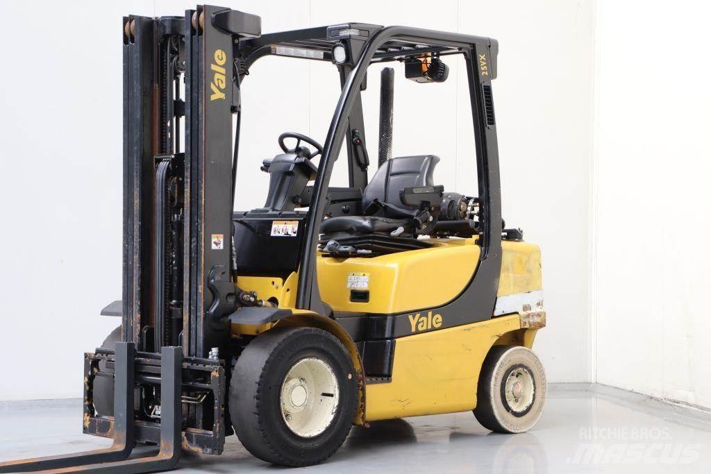 Yale GLP25VX Empilhadores a gás