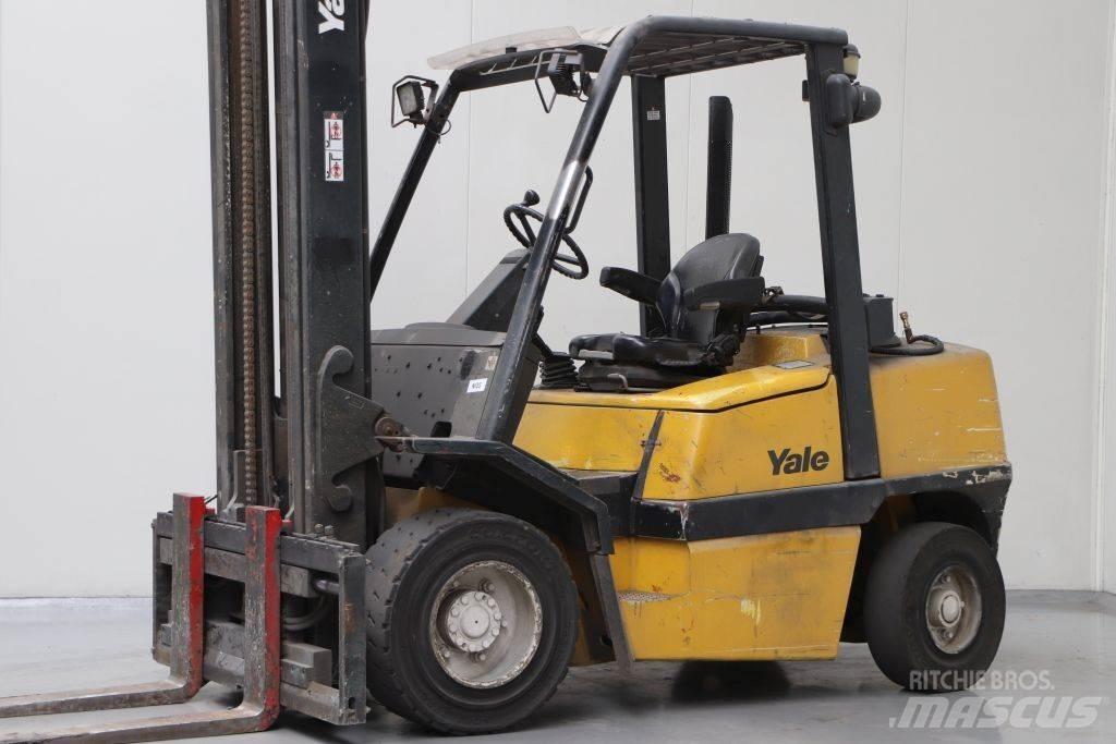 Yale GLP40LJ Empilhadores a gás