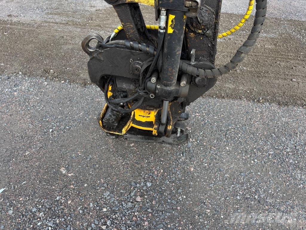 Yanmar Vio 80 U Escavadoras Midi 7t - 12t
