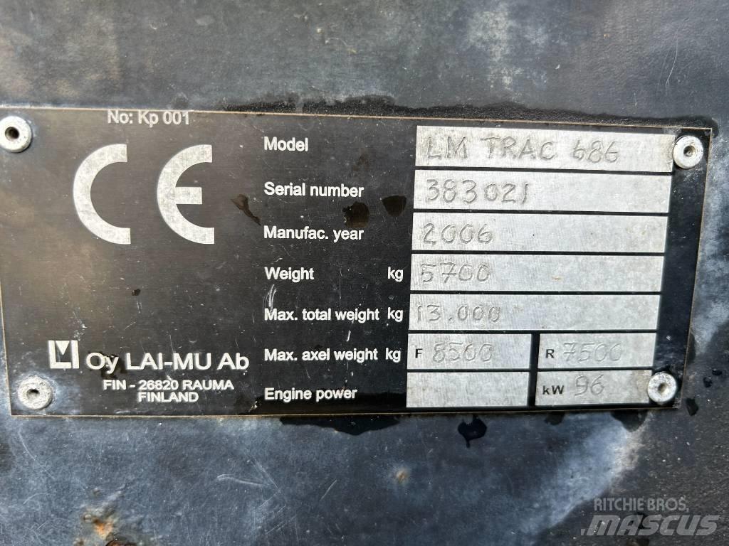 LM Trac 686 Tractores compactos