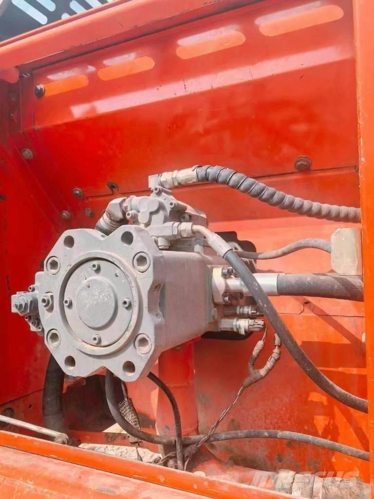 Doosan DX 260 Escavadoras de rastos