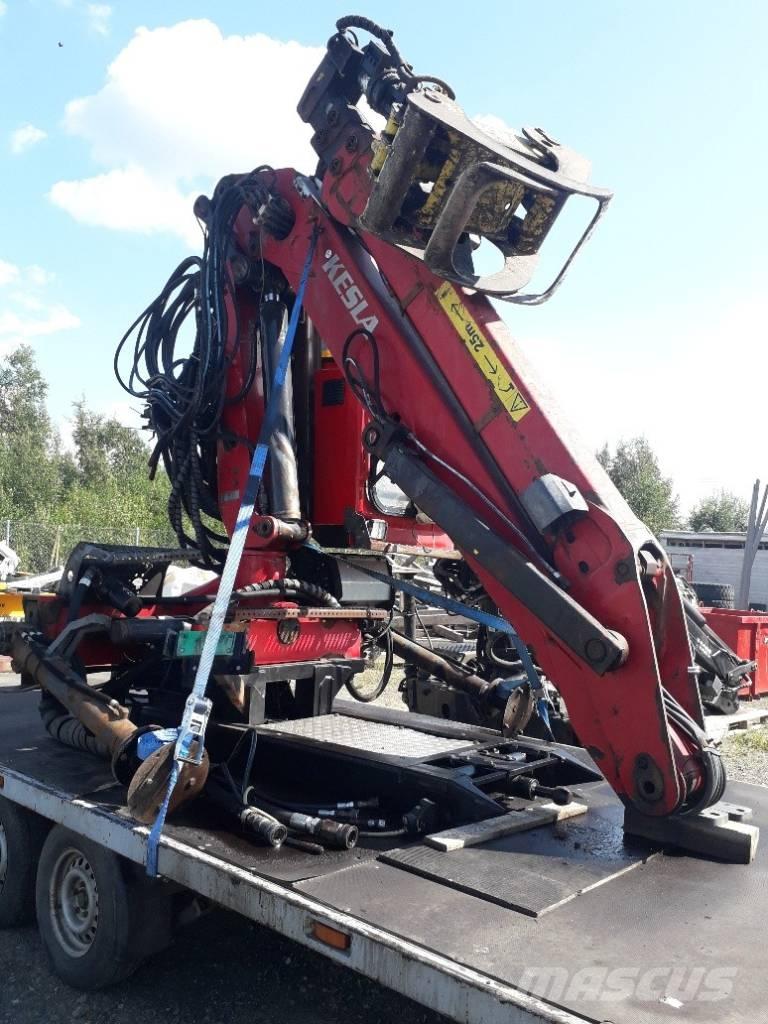 Kesla 2112ZT Timber cranes