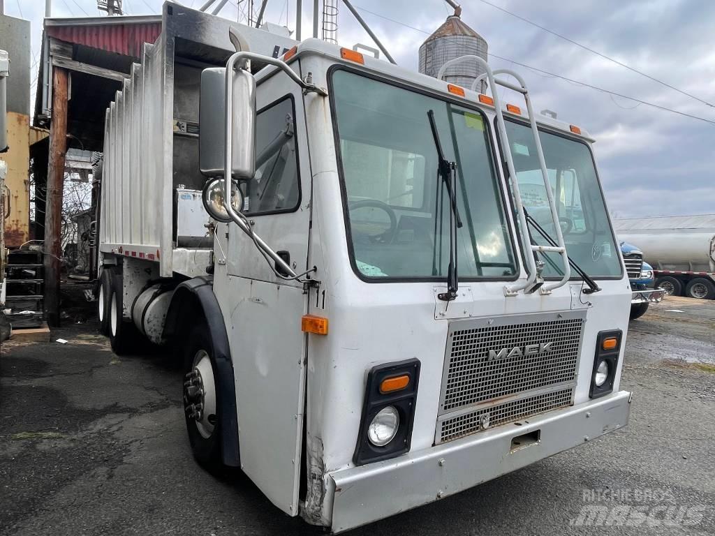Mack LE613 Camiões de lixo