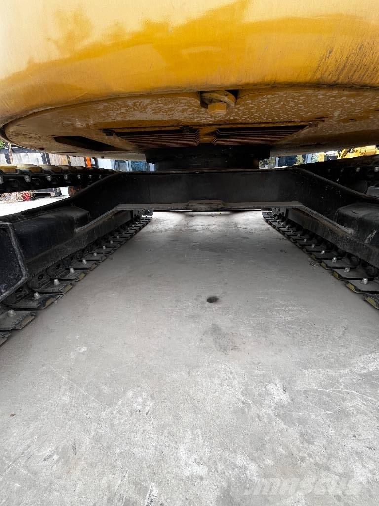 CAT 303.5 E Mini Escavadoras <7t