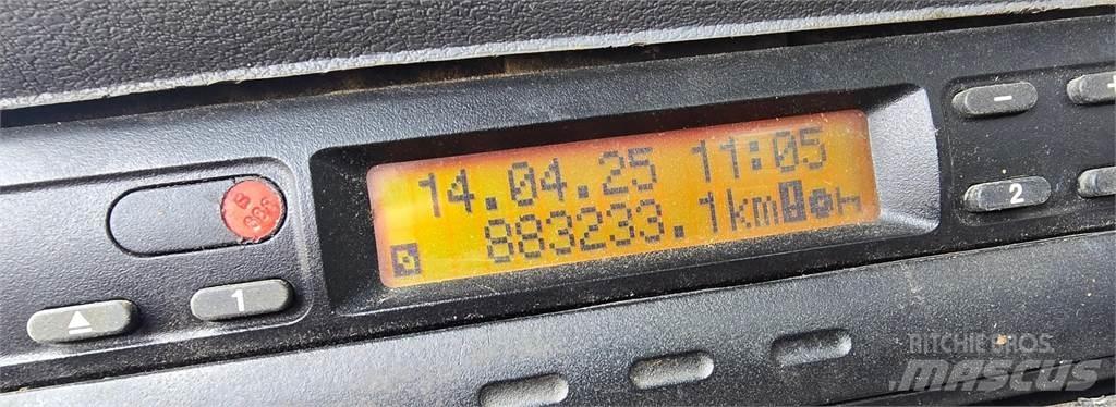 Sisu E12M 8X4 Camiões basculantes