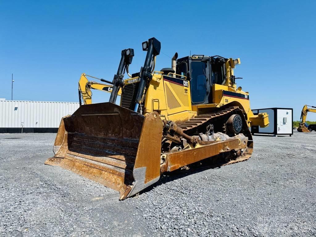 CAT D 8 T Dozers - Tratores rastos