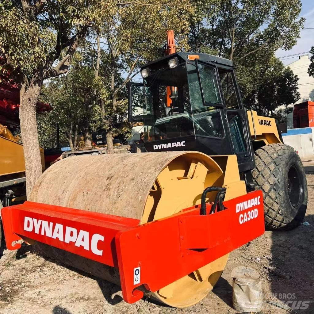 Dynapac CA 30 D Cilindros Compactadores monocilíndricos