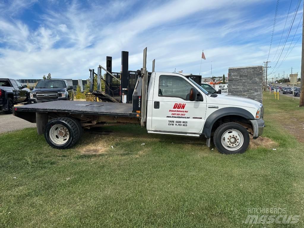 Ford F 550 XLT Camiões estrado/caixa aberta