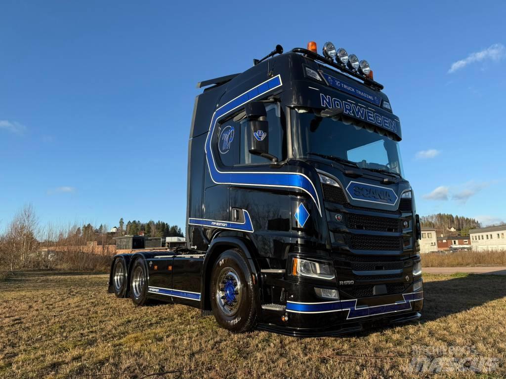 Scania R 650 Tractores (camiões)