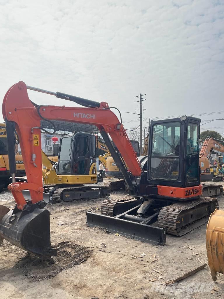 Hitachi ZX 55 Mini Escavadoras <7t