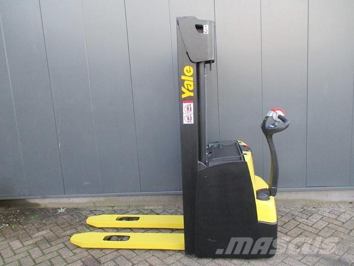 Yale MS 16 Empilhador para operador externo