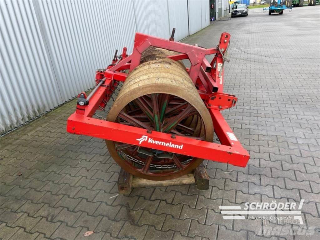 Kverneland 2,50 M Rolos agrícolas