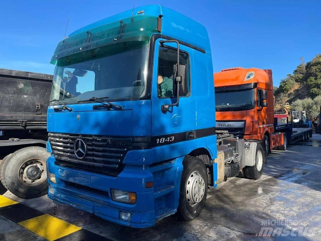 Mercedes-Benz 1843 Tractores (camiões)