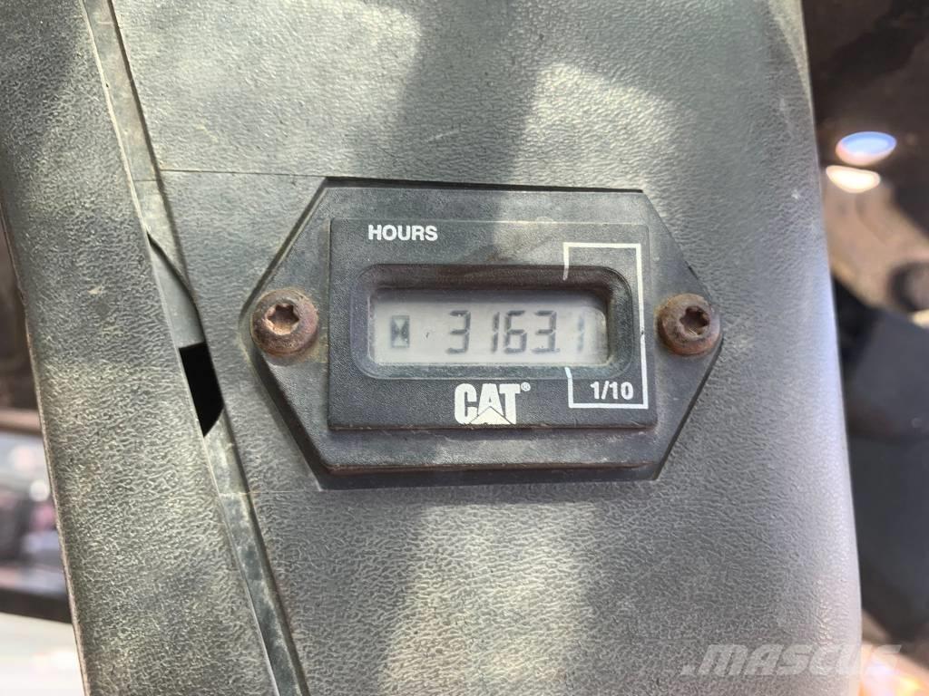 CAT 277 Carregadoras de direcção deslizante