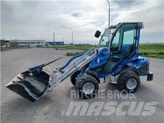 Multione SL840 4WD Carregadoras de direcção deslizante
