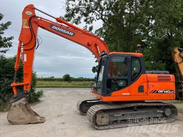 Doosan DX 140 LC Escavadoras de rastos