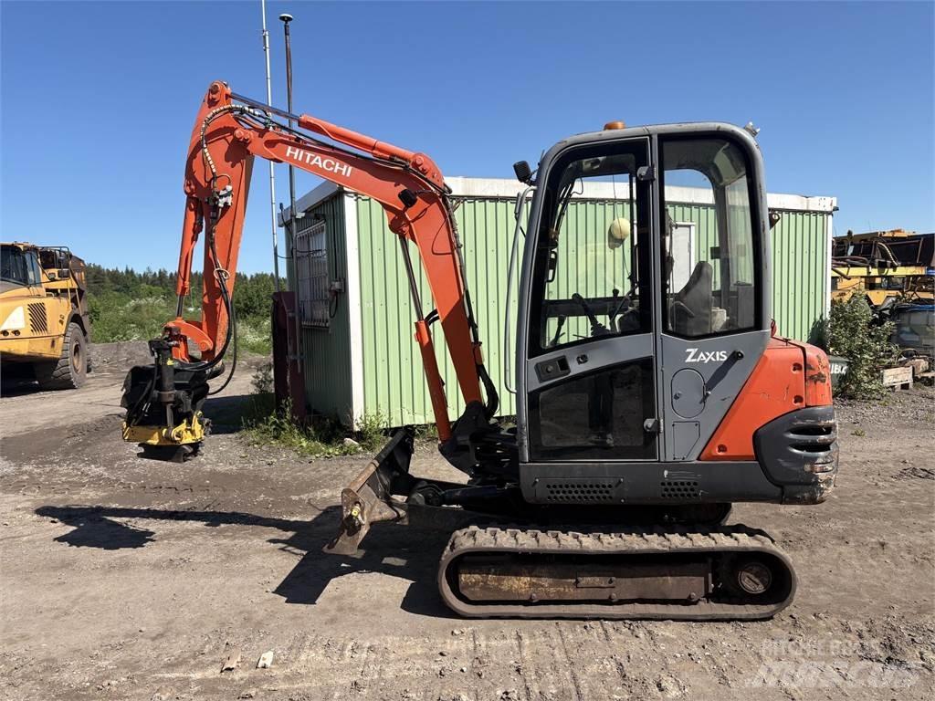 Hitachi ZX25 Mini Escavadoras <7t