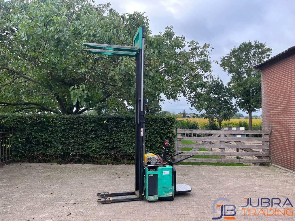 Mitsubishi SB12V Porta-paletes com plataforma