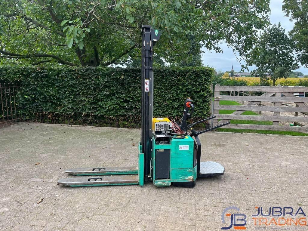 Mitsubishi SB12V Porta-paletes com plataforma