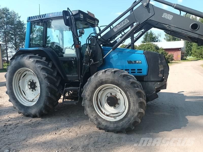 Valtra 6400 Tratores Agrícolas usados