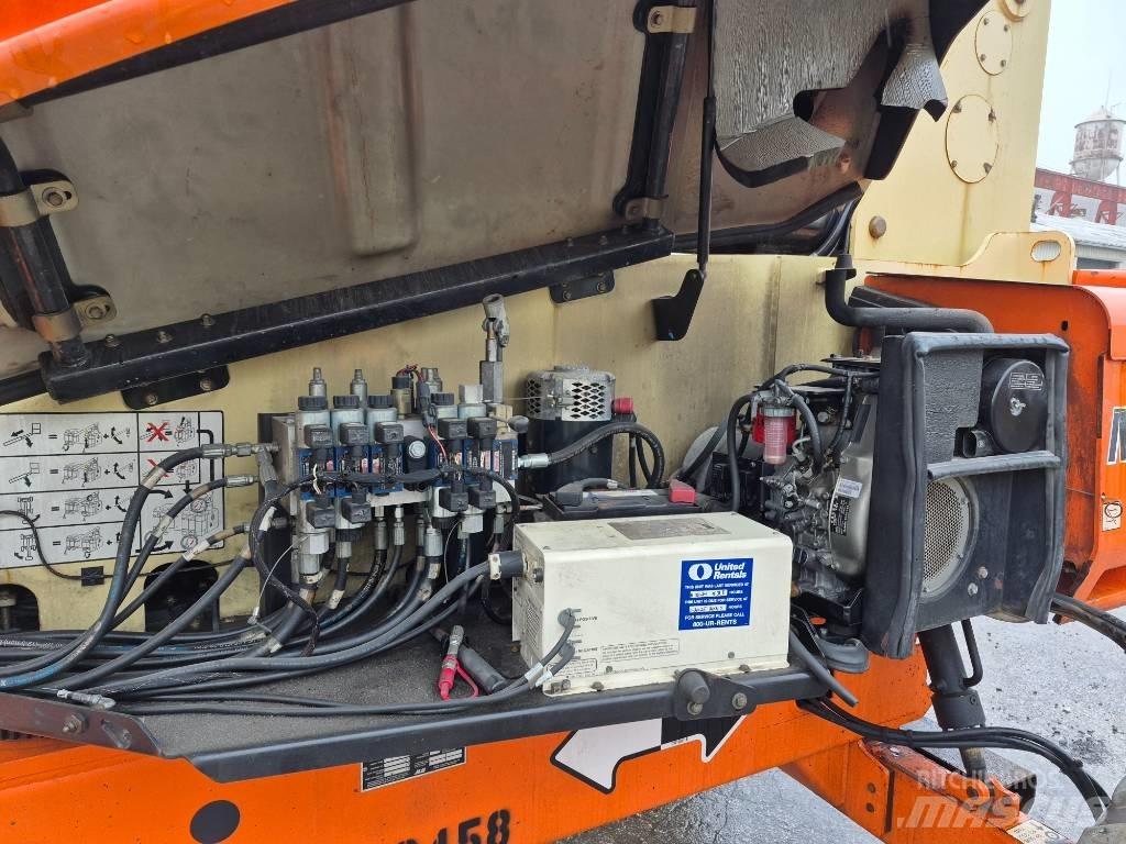 JLG M 600 JP Elevadores braços articulados