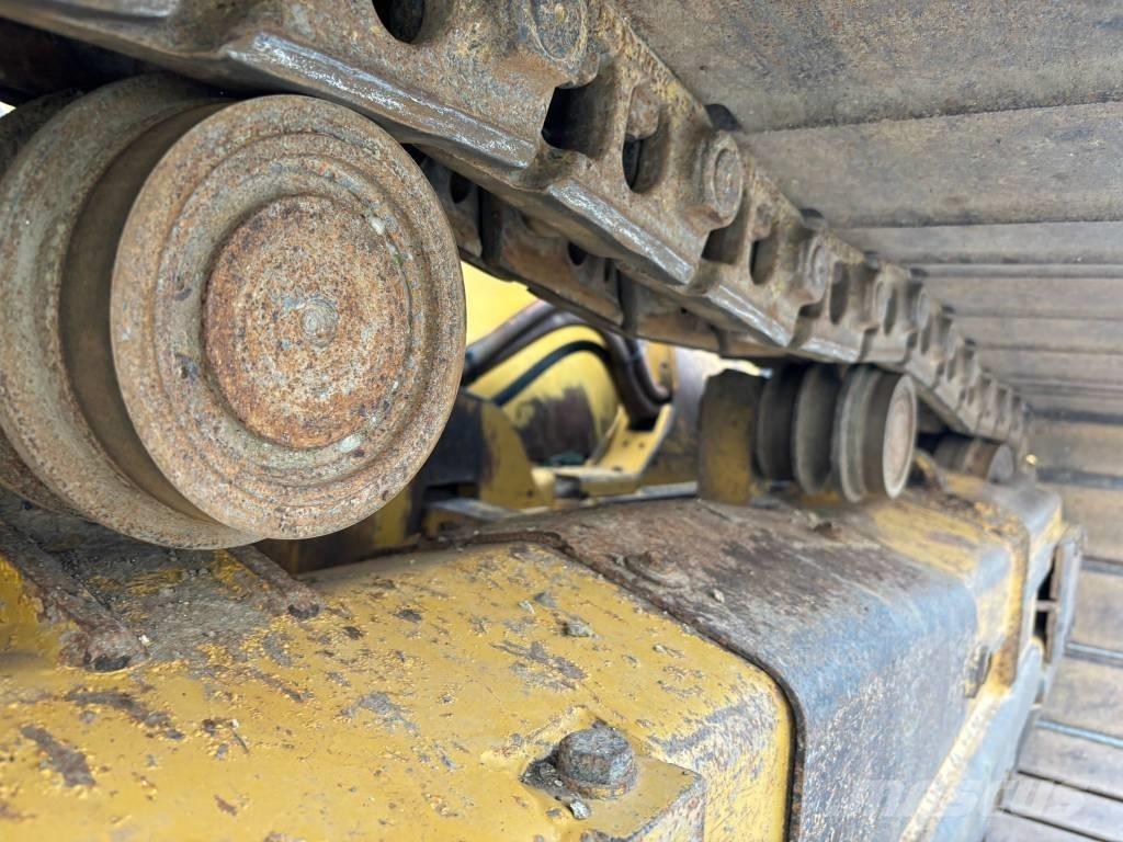 CAT D 6 K 2 LGP Dozers - Tratores rastos