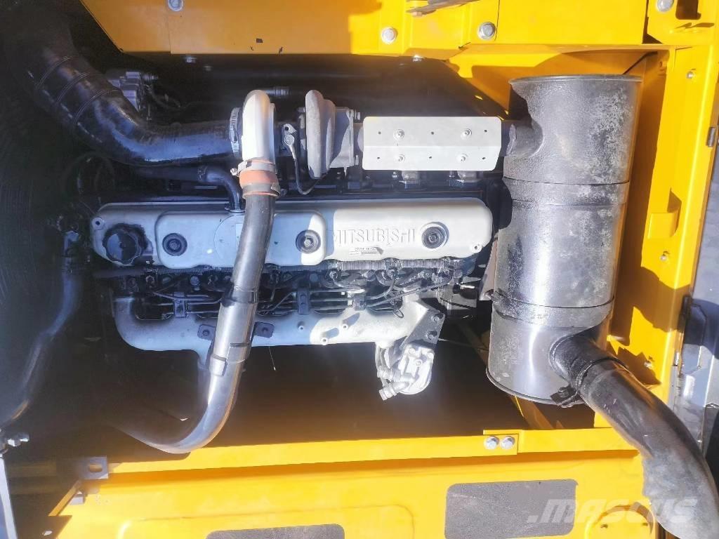 Sany SY215C Escavadoras de rastos