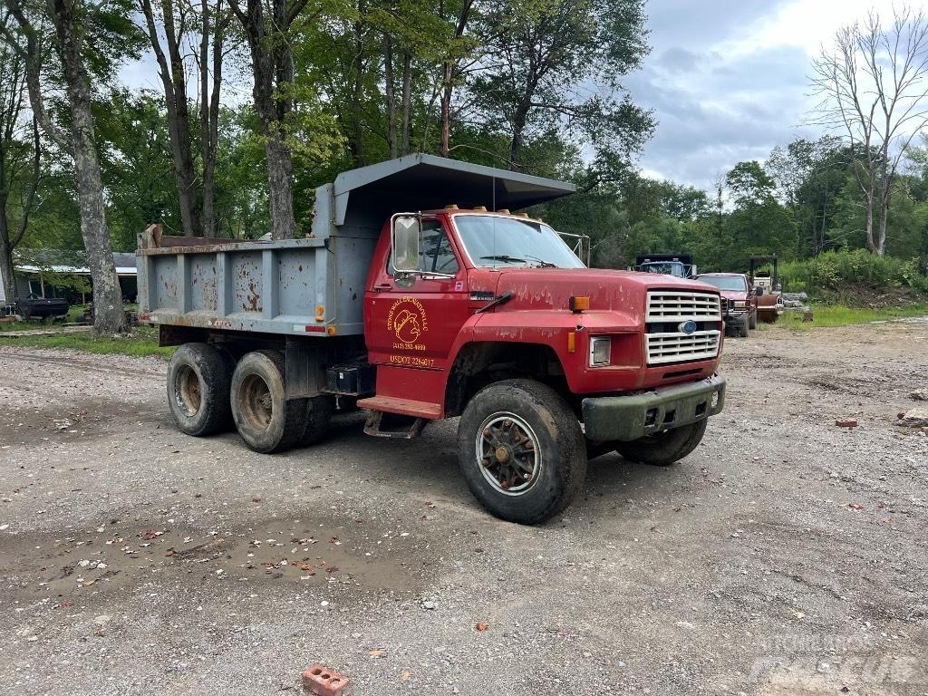Ford F900 Camiões basculantes