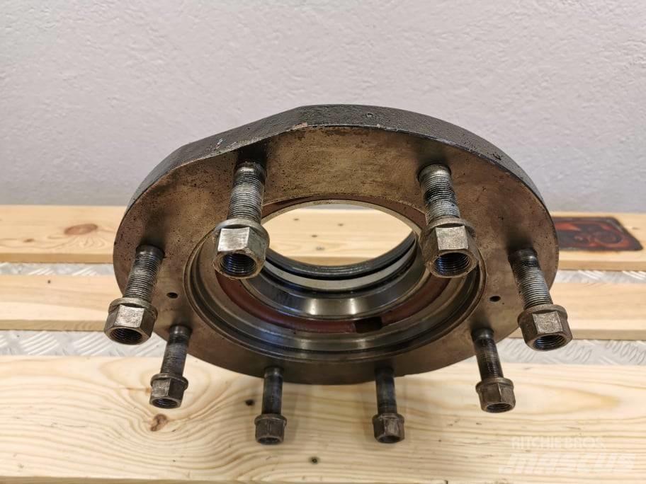 JLG 307 wheel hub Pneus, Rodas e Jantes