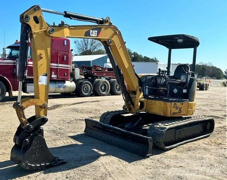 CAT 304 C CR Mini Escavadoras <7t